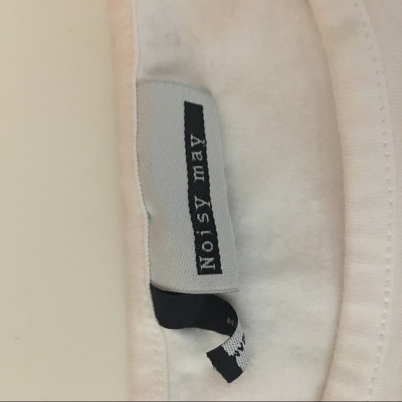 White knotted tank top and patterned maxi skirt - Picture 6 of 6